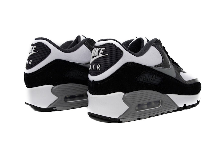 Air Max 90 - Retro Python