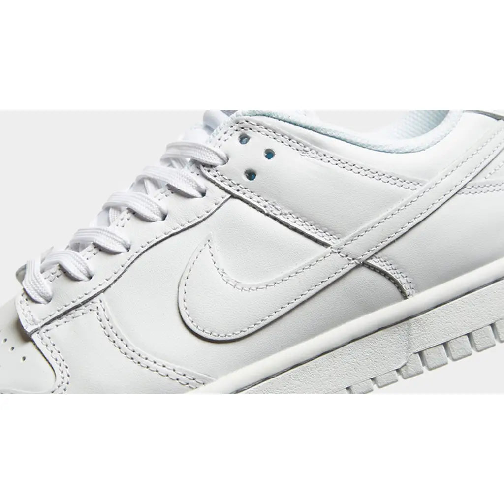 Dunk - Basic White