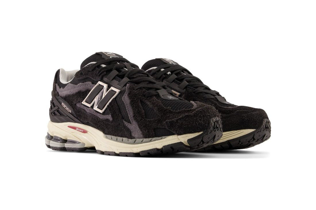 NB 1906D - Reflection Pack Black