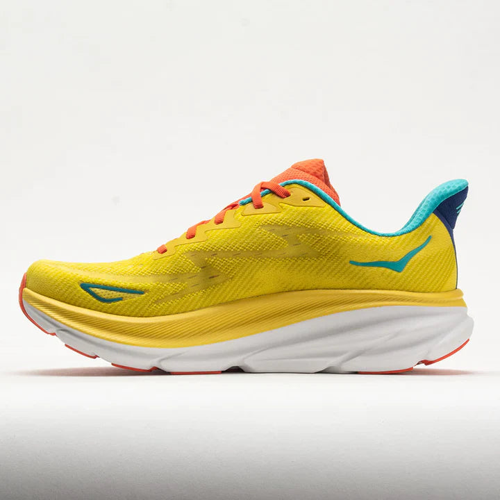 HOKA Clifton 9 - Passion Fruit