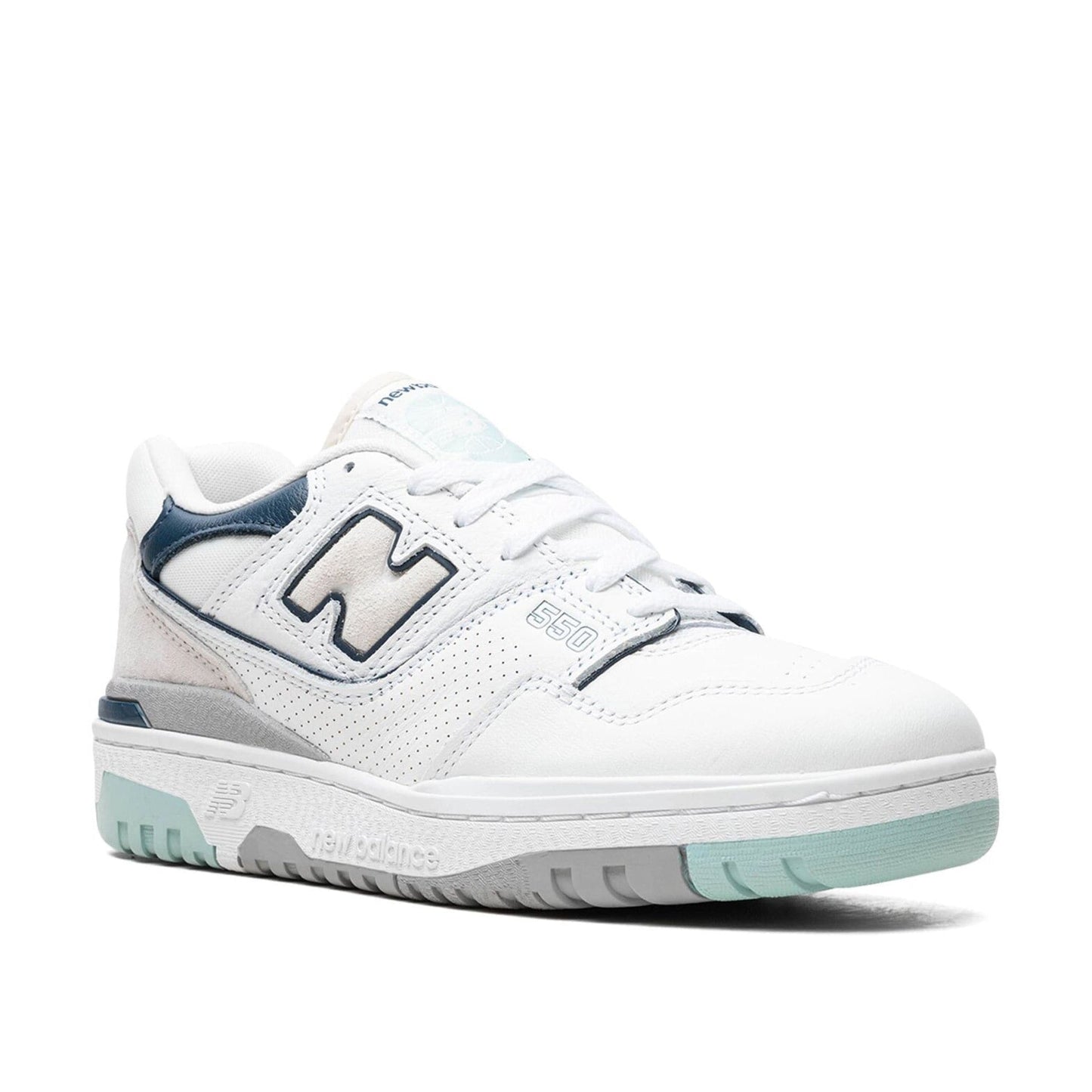 NB 550 - White Winter Fog