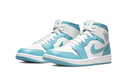 Air Jordan 1 - UNC